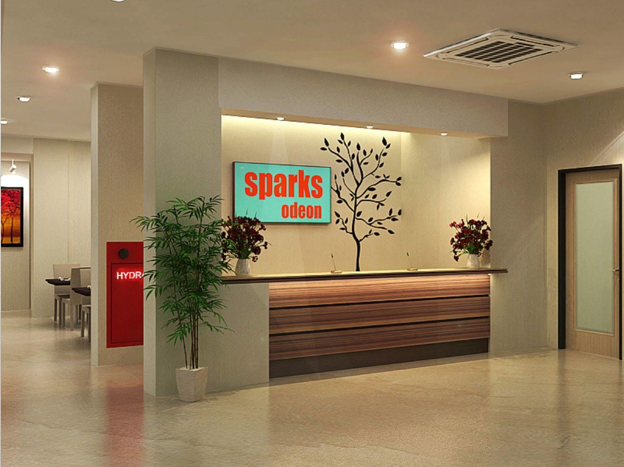 Sparks Odeon Sukabumi, Artotel Curated Exterior photo